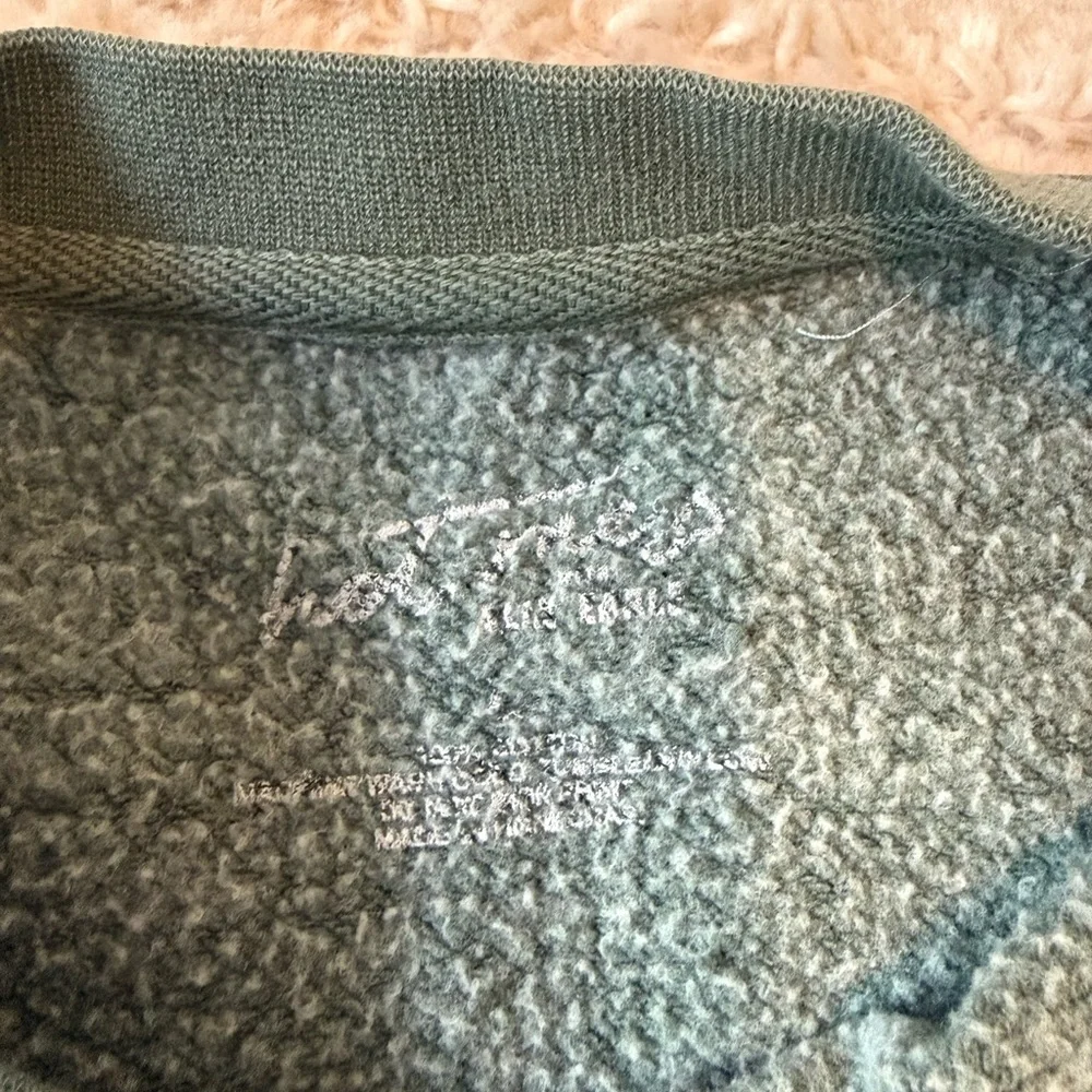 Alix Earle Hot Mess Crewneck - Picture 3 of 4